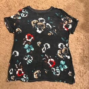 Torrid t shirt size 1 floral print